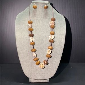 Vintage Bead and Shell Necklace with Earrings